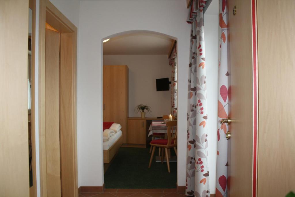 Zimmervermietung Babsy Zell am See Rom bilde